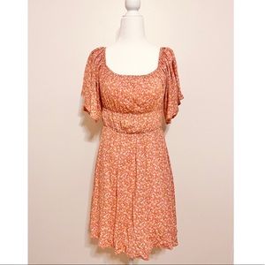 Brand new: Peach Love California Floral Dress Size S